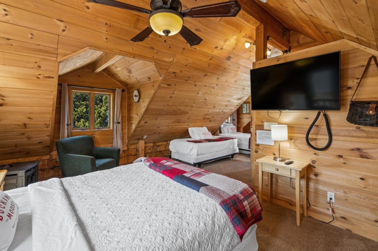 The Bucking Moose Hotel West Yellowstone Exterior foto